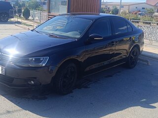 2012 Volkswagen Jetta VI, чёрный, 740000 рублей, вид 1