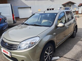 2011 Renault Sandero I, бежевый, 620000 рублей, вид 1