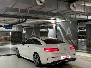 2017 Mercedes-Benz E-Класс 300 V (W213, S213, C238), белый, 3849000 рублей, вид 5