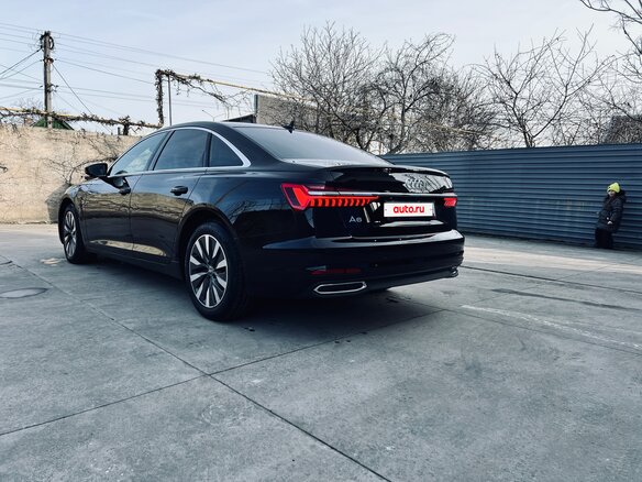 2020 Audi A6 40 TDI V (C8), чёрный, 3780000 рублей - вид 5