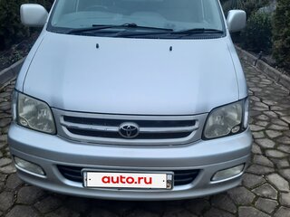 2001 Toyota Town Ace Noah III, серебристый, 599000 рублей, вид 1