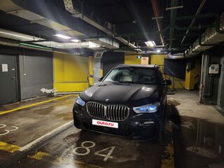2020 BMW X5 45e IV (G05/G18), чёрный, 6600000 рублей, вид 2