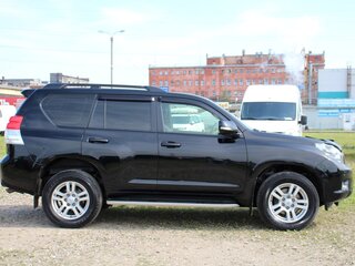 2013 Toyota Land Cruiser Prado 150 Series, чёрный, 2990000 рублей, вид 4