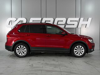 2020 Volkswagen Tiguan II, красный, 2389000 рублей, вид 5