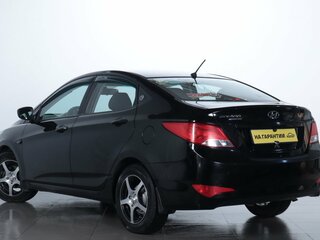 2016 Hyundai Solaris I Рестайлинг, чёрный, 899000 рублей, вид 4