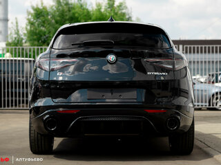 2025 Alfa Romeo Stelvio I Рестайлинг 2, чёрный, 8390000 рублей, вид 5