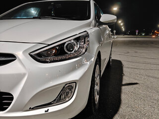 2013 Hyundai Solaris I, белый, 600000 рублей, вид 1