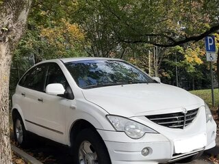 2005 SsangYong Actyon 4-speed I, белый, 289000 рублей, вид 2