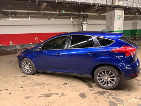 2016 Ford Focus III Рестайлинг, синий, 780000 рублей, вид 4