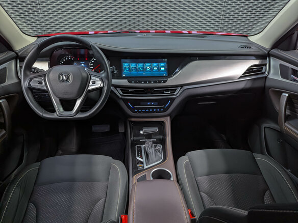 2019 Changan CS35 Plus I, красный, 1410000 рублей - вид 14
