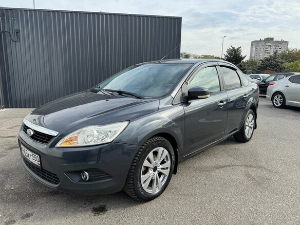 2010 Ford Focus II Рестайлинг, серый, 560000 рублей