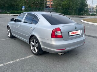 2011 Skoda Octavia II (A5) Рестайлинг, серебристый, 1250000 рублей, вид 3