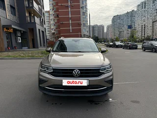 2021 Volkswagen Tiguan II Рестайлинг, коричневый, 2990000 рублей, вид 2