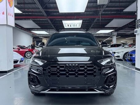 2023 Audi Q5 L 40 TFSI II (FY) Рестайлинг, чёрный, 3726585 рублей, вид 2
