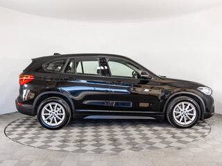 2018 BMW X1 20i xDrive II (F48), чёрный, 2299000 рублей, вид 4