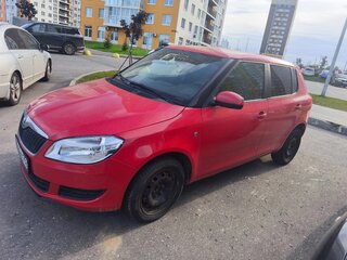 2014 Skoda Fabia II Рестайлинг, красный, 350000 рублей, вид 1