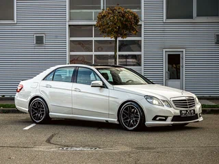 2011 Mercedes-Benz E-Класс 300 IV (W212, S212, C207), белый, 1455000 рублей, вид 3