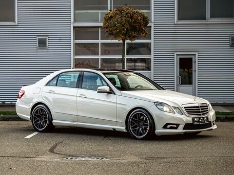 2011 Mercedes-Benz E-Класс 300 IV (W212, S212, C207), белый, 1455000 рублей, вид 3