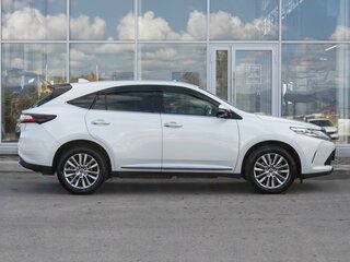 2019 Toyota Harrier III (XU60) Рестайлинг, белый, 2951000 рублей, вид 5
