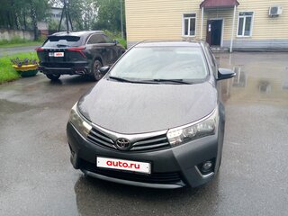 2015 Toyota Corolla XI (E160, E170, E180), серый, 930000 рублей, вид 2