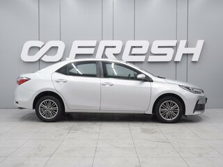 2018 Toyota Corolla XI (E160, E170, E180) Рестайлинг 1, серебристый, 1670000 рублей, вид 5