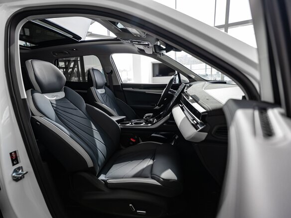 2026 Geely Atlas II, белый - вид 19