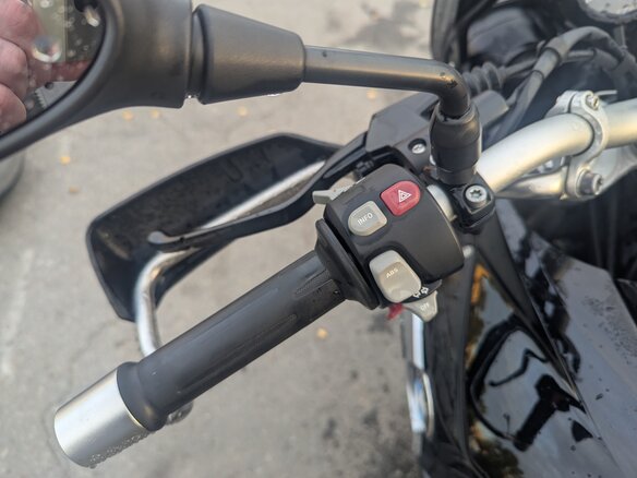 2016 BMW F 800 GS, чёрный, 850000 рублей - вид 8