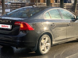 2014 Volvo S60 II Рестайлинг, коричневый, 990000 рублей, вид 3