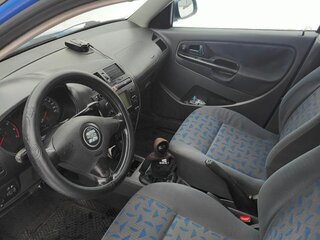 2001 SEAT Cordoba I Рестайлинг, синий, 230000 рублей, вид 3