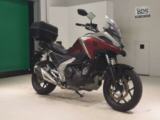 2024 Honda NC 750X, красный, 999000 рублей, вид 3