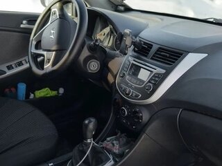 2013 Hyundai Solaris I, белый, 480000 рублей, вид 5