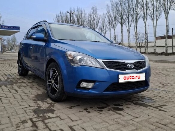 2010 Kia Ceed I Рестайлинг, синий, 800000 рублей - вид 1