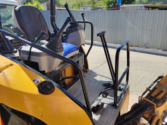 2007 Caterpillar 303SR, жёлтый, 1480000 рублей - вид 4