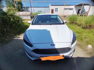 2015 Ford Focus III Рестайлинг, белый, 750000 рублей, вид 1