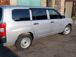 2018 Toyota Succeed I Рестайлинг, серебристый, 1025000 рублей, вид 3