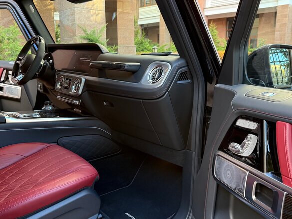 2024 Mercedes-Benz G-Класс AMG 63 AMG II (W465) Рестайлинг, чёрный, 28900000 рублей - вид 16