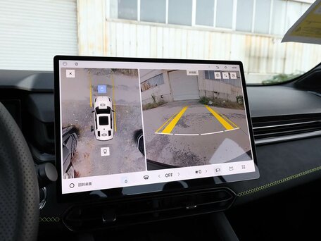 2026 Lynk & Co 03 I Рестайлинг 2, серебристый, 2400000 рублей, вид 5