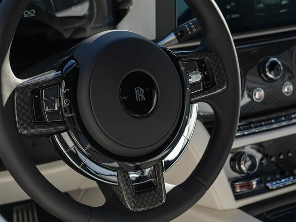 2026 Rolls-Royce Spectre Black Badge I Рестайлинг (Series II), серый, 72000000 рублей - вид 21