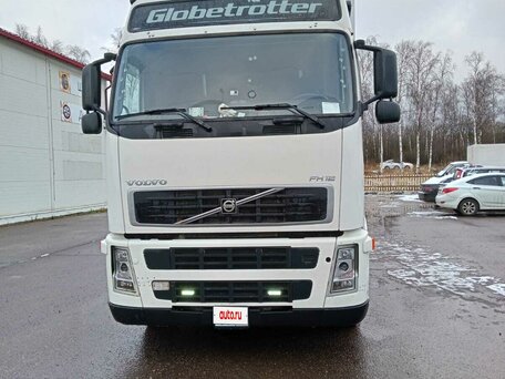 2003 Volvo FH, белый, 2400000 рублей, вид 1