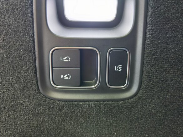 2023 Li Auto (Lixiang) L9 44.5 kWh I, чёрный, 7279000 рублей - вид 30