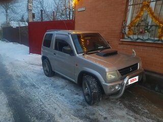 1999 Mitsubishi Pajero Mini II, серый, 395000 рублей, вид 1