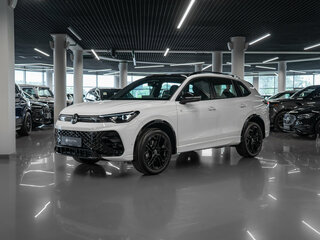 2026 Volkswagen Tiguan L Pro III (China Market), белый, 5000000 рублей, вид 1
