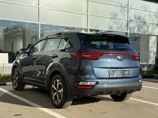 2019 Kia Sportage IV Рестайлинг, синий, 2050000 рублей, вид 4