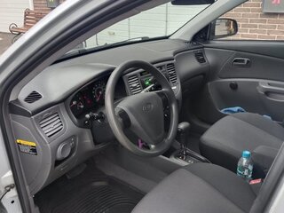 2005 Kia Rio II, серебристый, 430000 рублей, вид 5