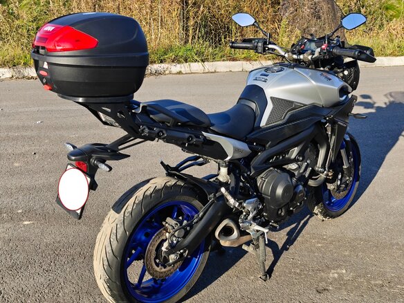 2015 Yamaha MT-09 Tracer (FJ-09), серебристый, 630000 рублей - вид 8