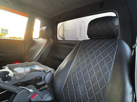 2011 Kia Bongo, белый, 800000 рублей, вид 4