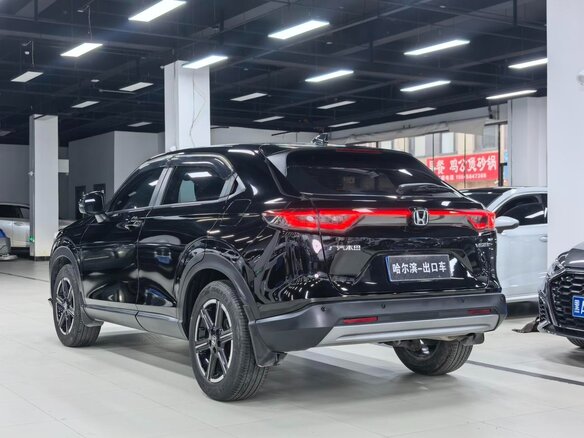 2023 Honda Vezel II, белый - вид 3