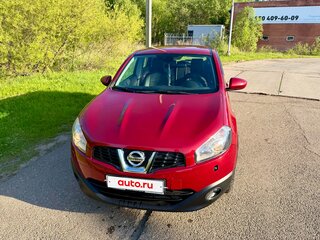 2011 Nissan Qashqai I Рестайлинг, красный, 1170000 рублей, вид 2