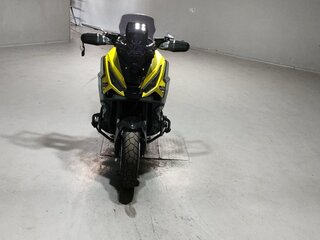 2025 Honda X-ADV, жёлтый, 2023000 рублей, вид 4
