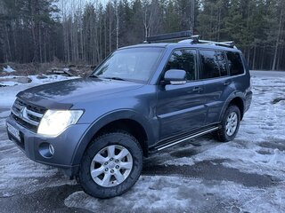 2008 Mitsubishi Pajero IV, серый, 1200000 рублей, вид 2